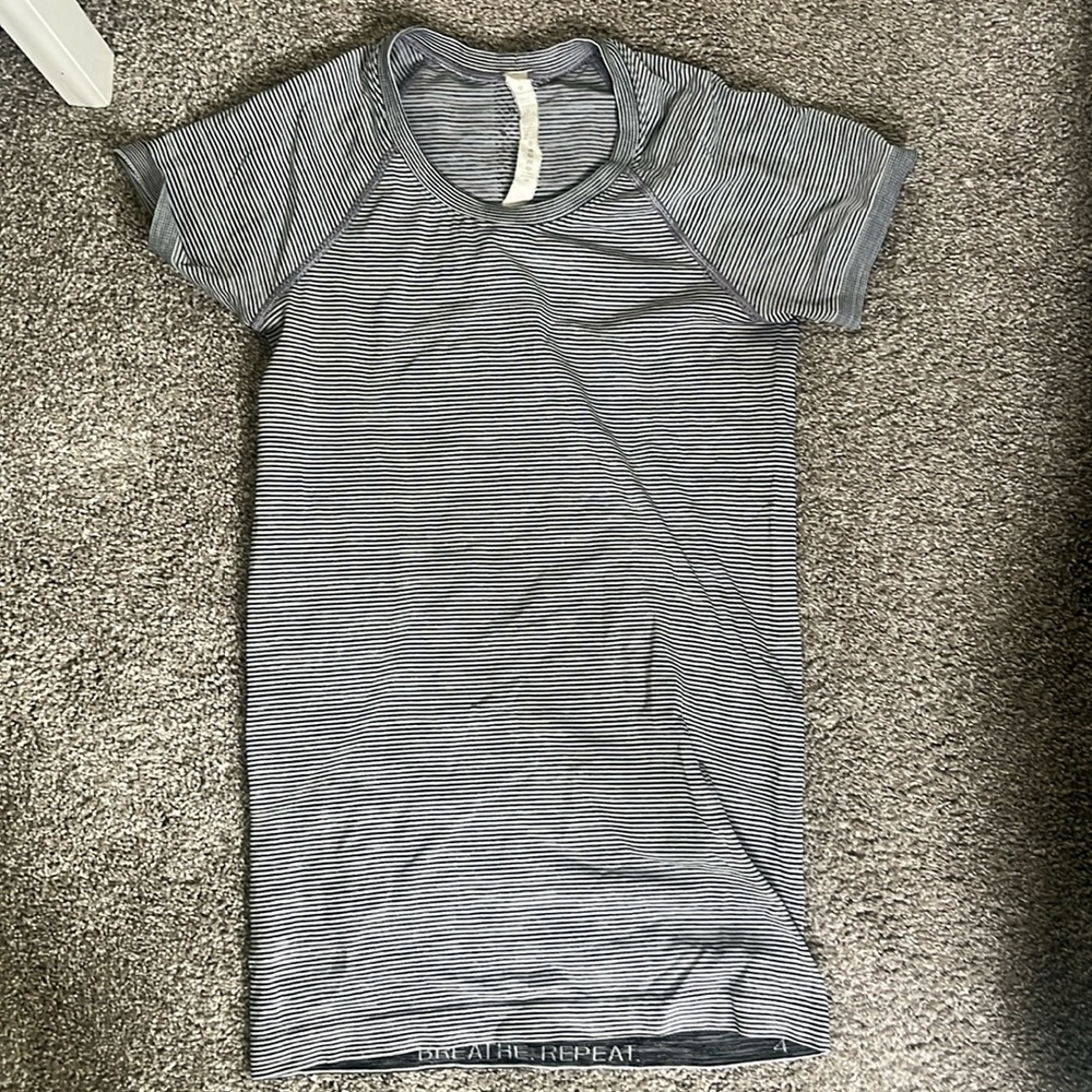 Lululemon striped swiftly short sleeve